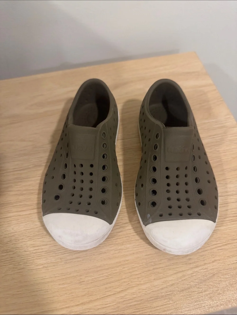 Native Shoes slip water